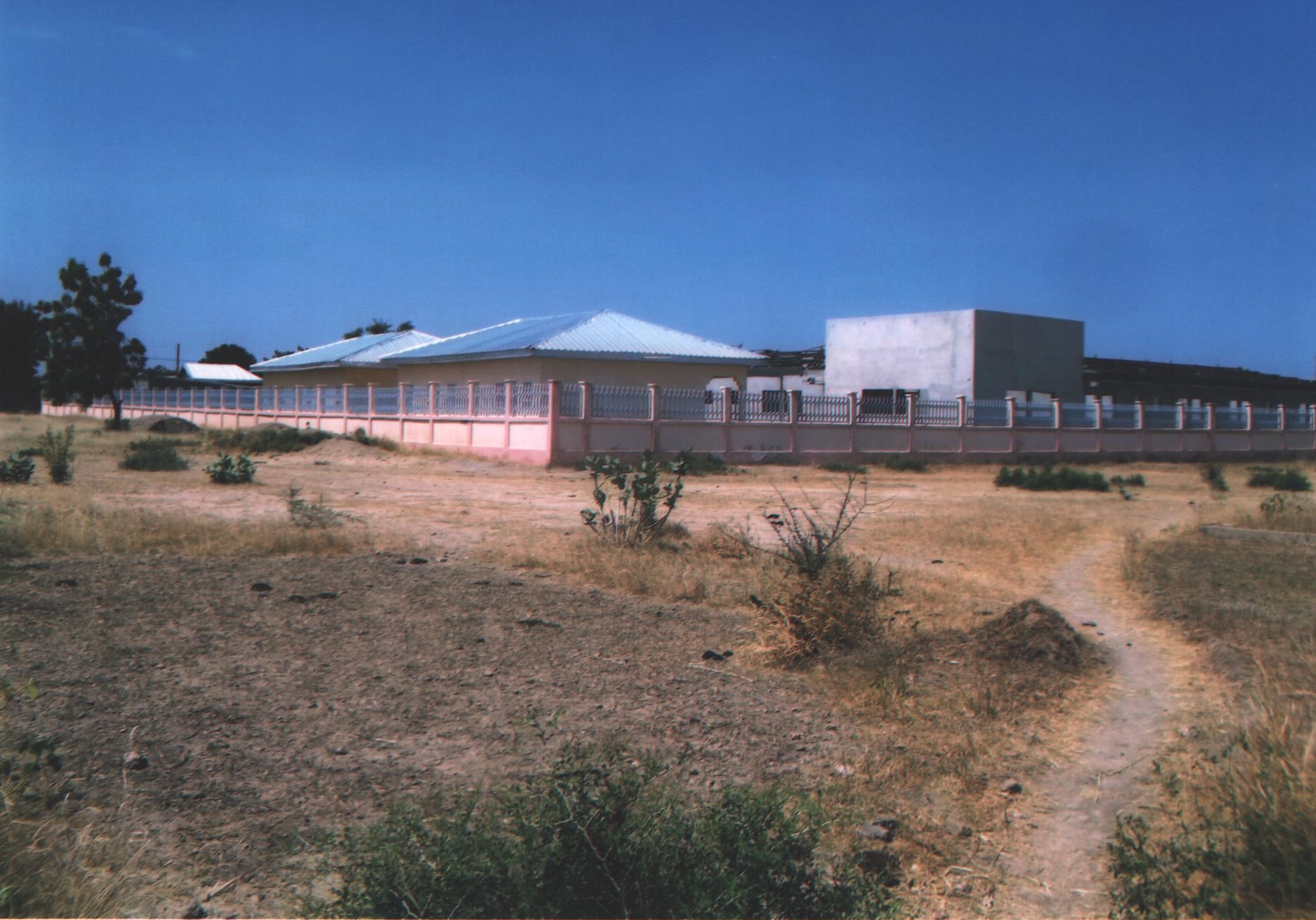 Vue extérieure des bâtiments du CRPH de Maroua